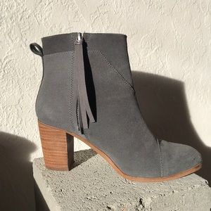 Toms Suede Booties